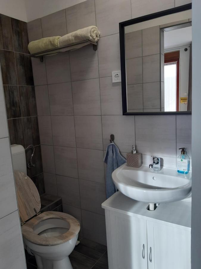 Nora Apartman Jula Exterior foto