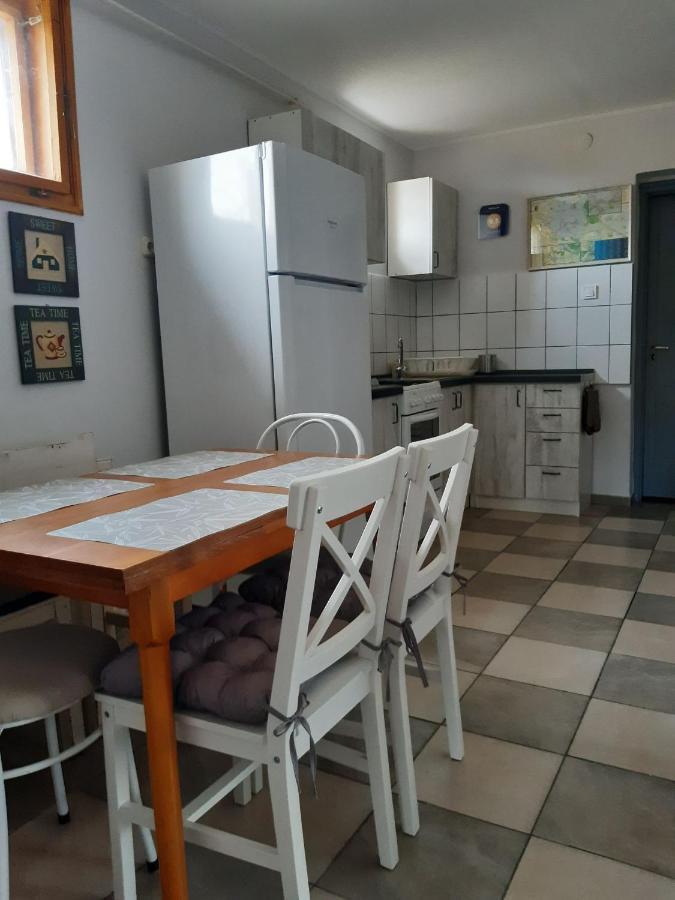 Nora Apartman Jula Exterior foto