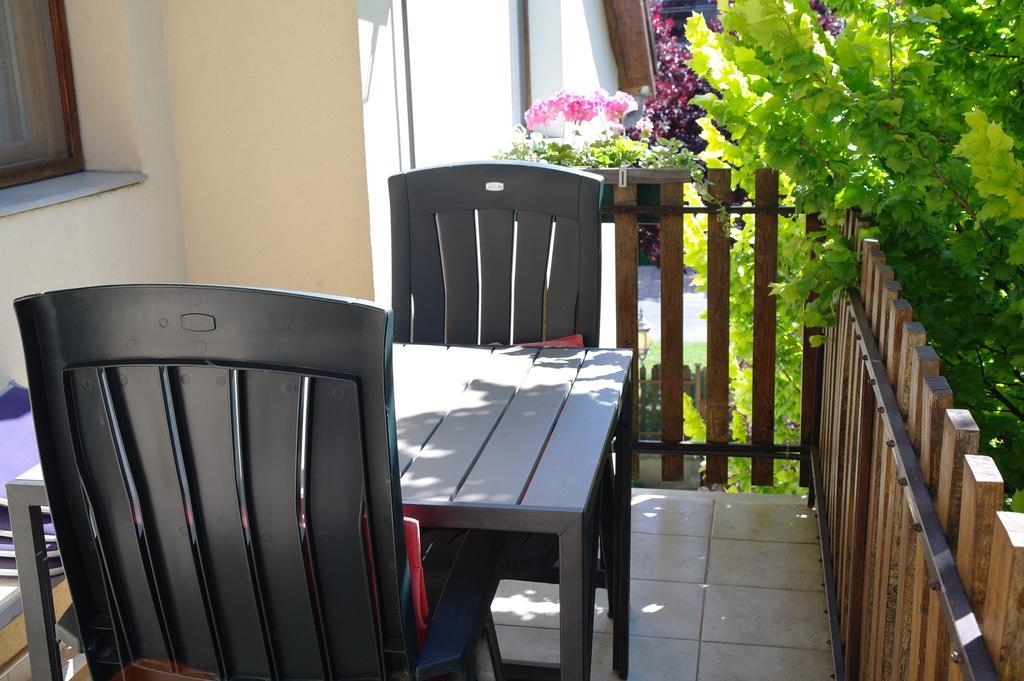 Nora Apartman Jula Exterior foto
